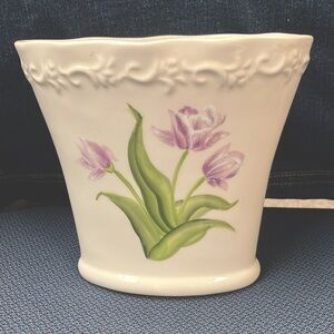 Vintage FTD Tulip motif vase